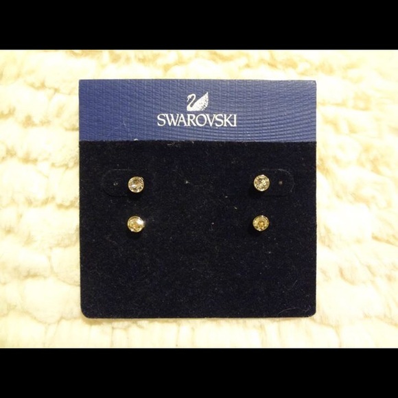 Discover the Swarovski Harley Crystal Studs: Two Pairs for Versatile Style